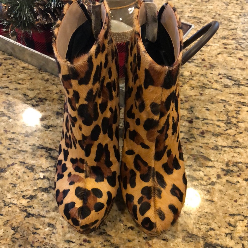 Leopard boots - Picture 2 of 6
